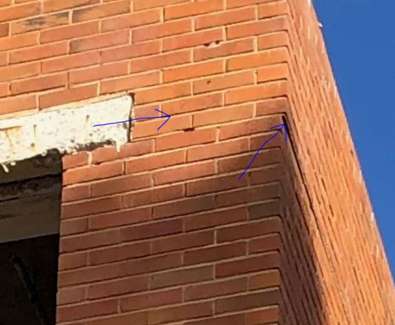 Brick_kcaszx.jpg