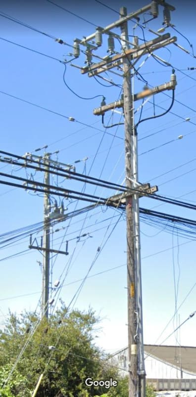 Pole_Switch_sqskxv.jpg
