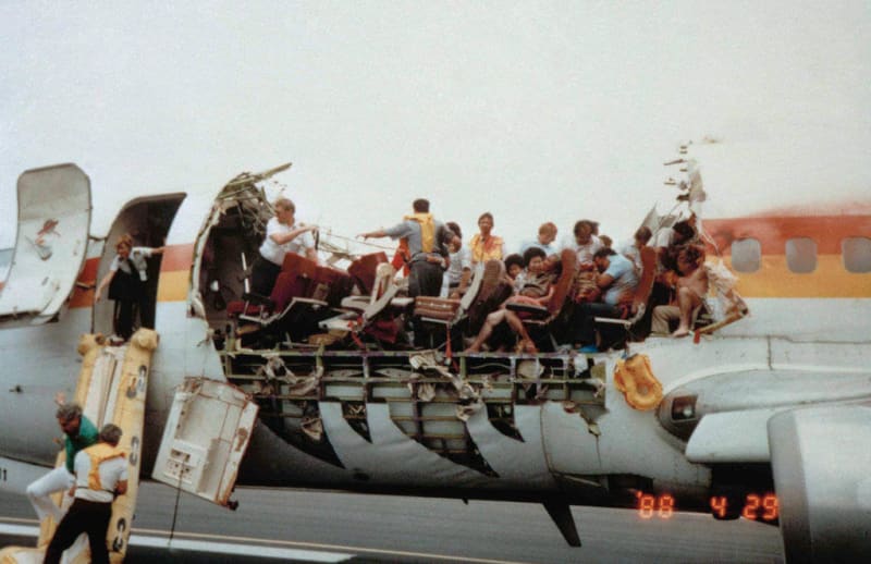 737_convertible_hcqrin.jpg
