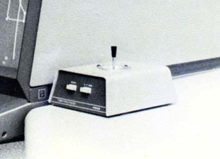 Tektronix_joystick_yxn9b2.jpg