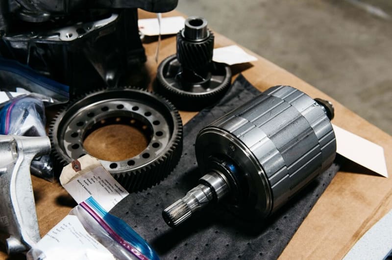 Tesla-Model-3-teardown-44_gkotzt.jpg
