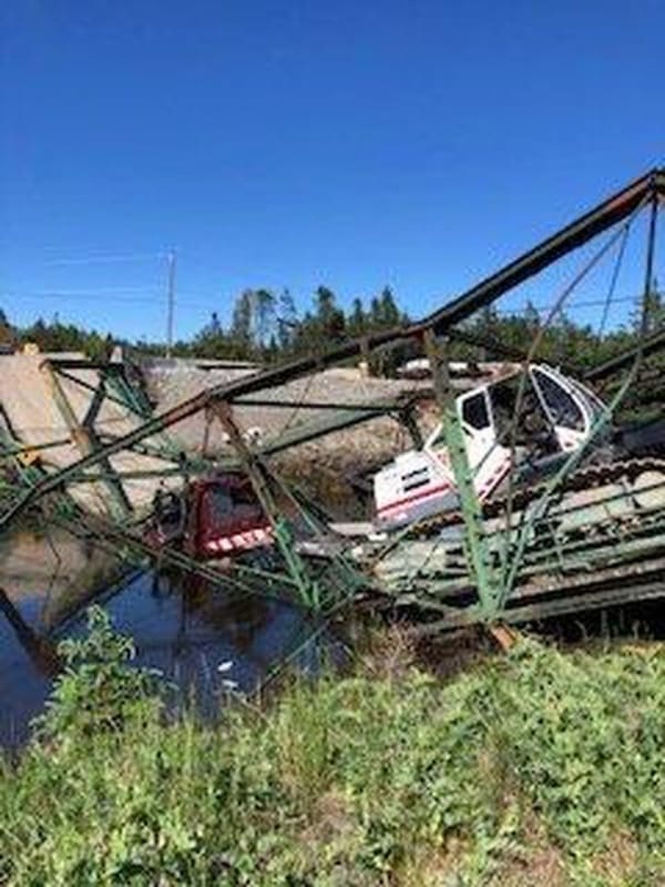 bridge_collapse_harihg.jpg