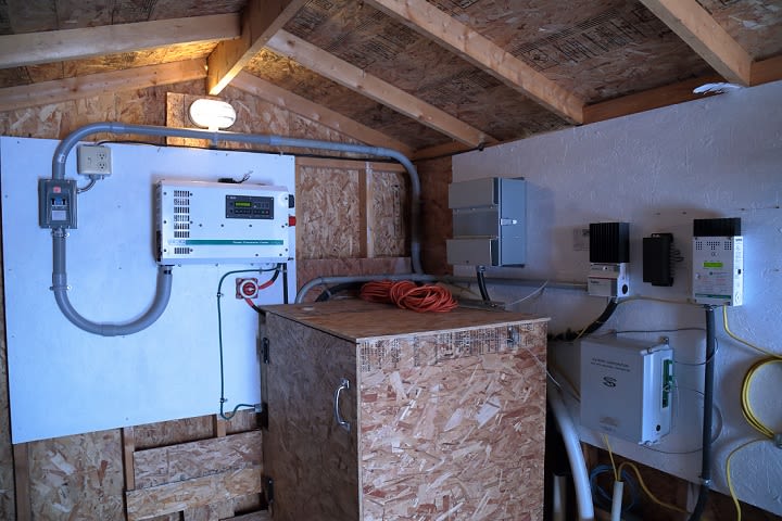 Battery_Cave_2014_Dec_sm_fikmam.jpg