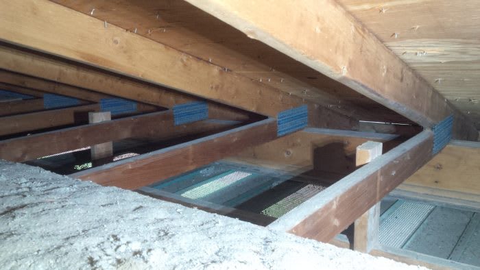 attic_cvzb6k.jpg