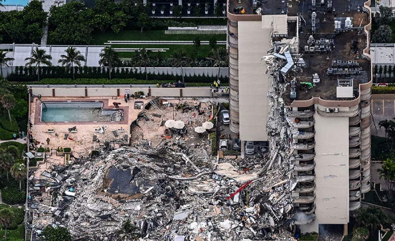 Miami Beach, Champlain Towers South apartment building collapse ...