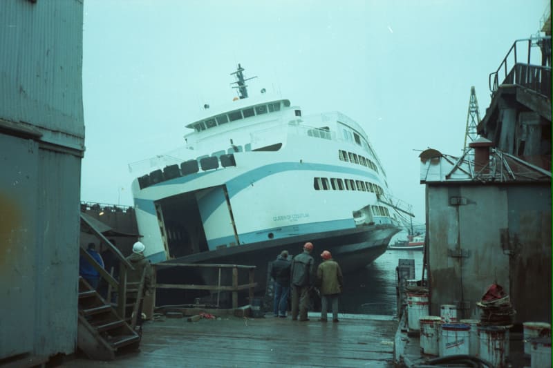 Ferry_in_drydock_after_tipping_over_ed12dg.jpg