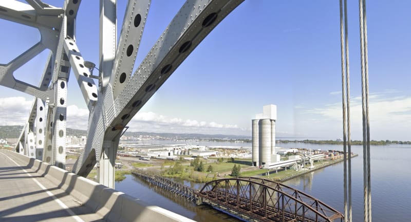 John_A._Blatnik_Bridge--Duluth_Minnesota_vz5a7w.jpg