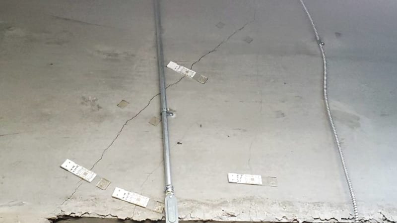 Crack_in_Southeast_SMRF_at_B1_Towe_Basement-1_pllkxq.jpg