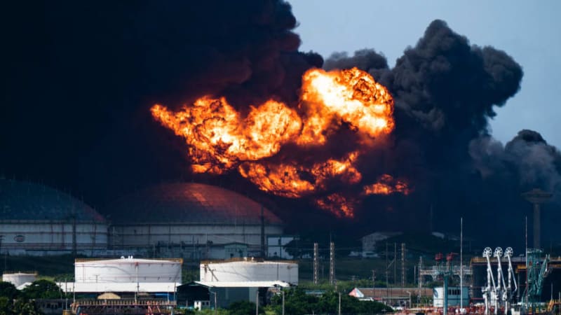 000000001huiouiogyuguvcuba_oil_fire_twml6l_ys1ruk.jpg