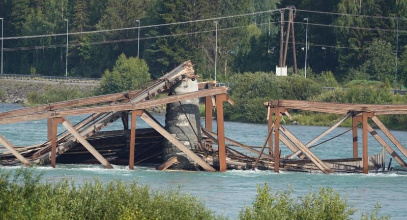 Collapsed_Truss_Side_View_wd8rq5.jpg