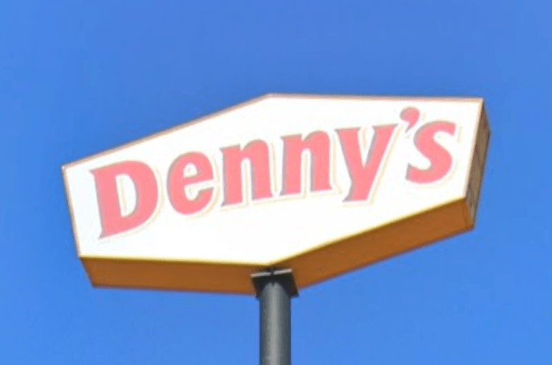 dennys1_wo2fki.png