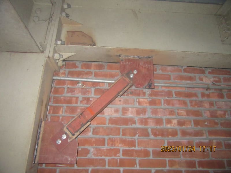 The_2-16mm_bolt_connection_etjwxs.jpg