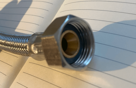Hose_F_G1-2_inc_connector_gxrib1.png