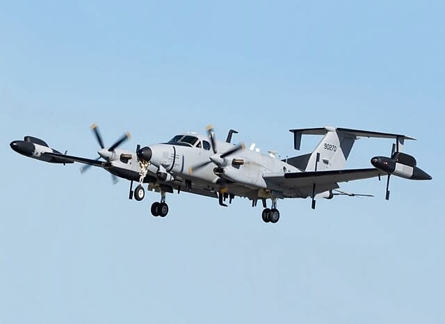 RC-12_x69u0d.jpg