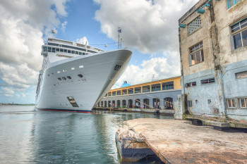 In addition to airport improvements, the Bay of Havana project will improve seaports, opening them up to tourism such as cruise liners.