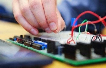The National Science Foundation has awarded Wireless @ Virginia Tech five grants to address critical issues concerning emerging wireless communication networks and technology, vital to economic growth and development in the United States. (Image courtesy of Virginia Tech.)