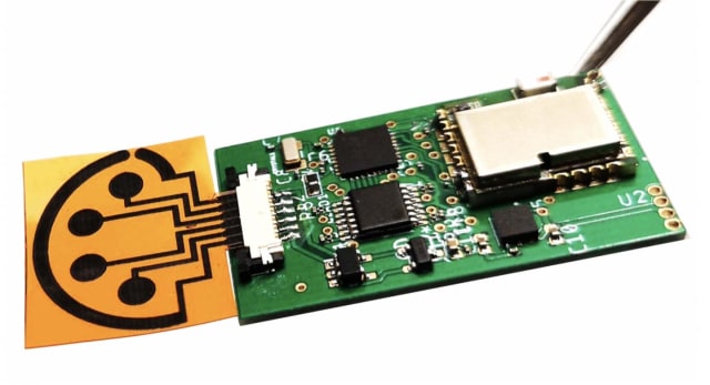 RapidPlex can transmit data to smartphones using Bluetooth technology. (Image credit of Caltech.)