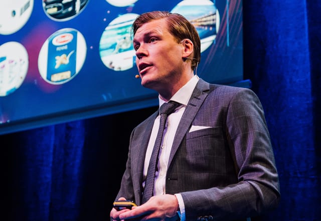 REAL-TIME COLLABORATION. “With the new solution, you can take advantage of the opportunity for real-time collaboration or new 3DEXPERIENCE features such as system engineering, electrical harness or simulation-driven design,” says Dassault’s Scandinavian country manager, Mårten Gustafsson.