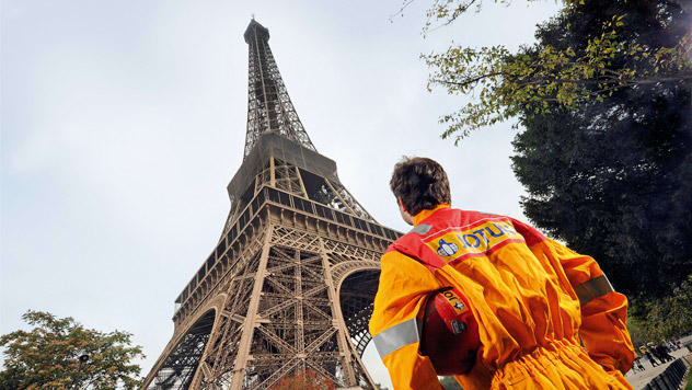JOTUN IMPLEMENTS APPLICATIONS 9 WITH A BIG BANG. Towering 324m into the skies of Paris, the Eiffel Tower is a tough job to paint. To protect against rust, the building is repainted every seven years, using 60 tons of paint each time, along with 25 painters and 1,500 brushes. This iconic structure is painted with colors from Norwegian industrial paint manufacturer Jotun. The company, an IFS Applications user, has a widespread global operation with representation in around 50 countries. “In June of this year we will upgrade to version 9 of Applications using a big bang approach,” said Jotuns’ global ERP director, Trond Aune, in PLM TV News’ case study.