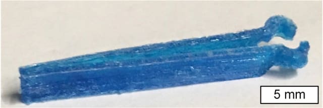 3D-printed surgical tweezers with antimicrobial functionality. (Image courtesy of MIT.)
