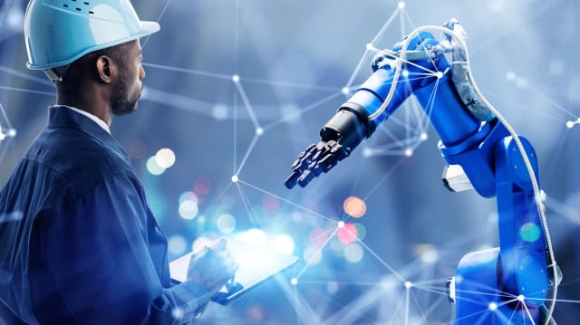 The combination of human technicians, automation and robotics will be crucial to enable the smart and flexible production facilities of the future. (Source: Siemens.)