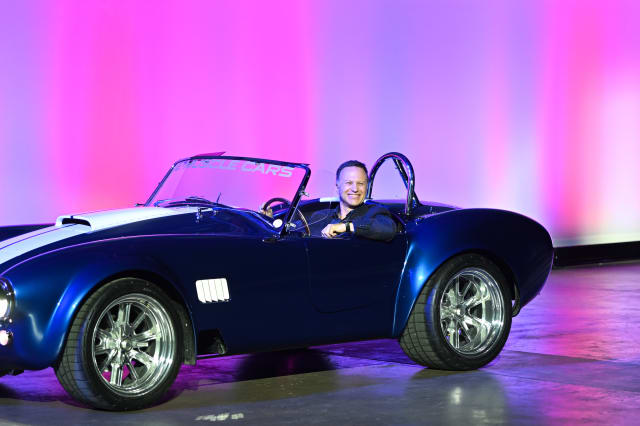 Gian Paolo Bassi rides to the stage in an electrified Shelby Cobra. Image: Dassault Systèmes