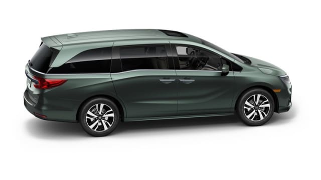 The 2018 Odyssey was introduced at the North American International Auto Show alongside Honda's announcements regarding its expanding electrification program. (Image Courtesy of Honda Inc.)