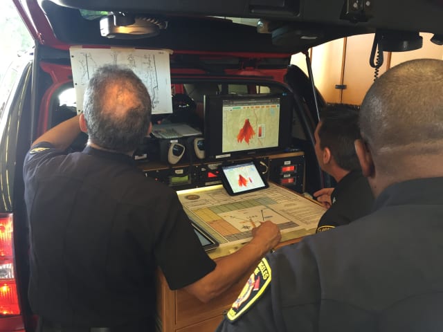 Fire drill by L.A. Fire Department using WIFIRE tools. (Image courtesy of WIFIRE.)