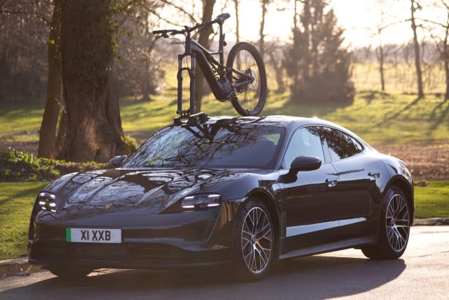 Solo bike rack mounted to a Porsche Taycan. (Image: Mount Evo.)