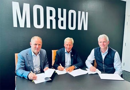 Creating innovative battery solutions where cobalt is replaced, and nickel/lithium is reduced, form the basis of the Norwegian company Morrow’s battery production plans. The background is that Siemens Digital Industries has recently announced a series of interesting orders for the company's PLM and automation solutions related to the battery industry. These orders strengthen the company's position as an industry leader in terms of IT, automation and hardware support for this segment. Recently, five battery companies signed deals with Siemens: three Norwegian companies (Morrow, Beyonder and FREYR), and also two Chinese players (Lishen Battery and Tianneng). Of these, Morrow Batteries is the latest player in the battery market to sign an agreement with Siemens. Morrow will start with Siemens’ MES solution/SCADA, but a logical development is that this will be extended to several softwares within the Xcelerator portfolio, such as Teamcenter (PLM/PDM), NX CAD and related simulation solutions. The picture above shows the contract writing ceremony between Morrow and Siemens, which took place in mid-August. (Image: Siemens.)