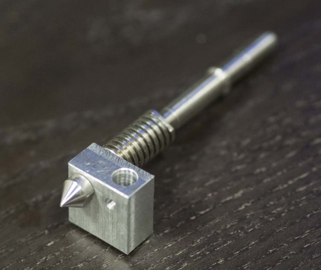 The New Roboze One's all-metal high-temperature hot end.