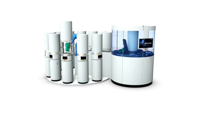 Coobx's new LIFTcell 3D print automation system with multiple 3D printers attached. (Image courtesy of Fabbaloo.)