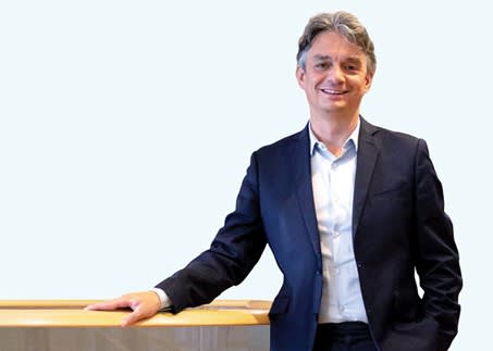 A strikingly pleased COO. Pascal Daloz, Chief Operating Officer at Dassault Systèmes, in the absence of Bernard Charles presented the French PLM developer's figures for the second quarter of 2022, as well as the figures for the first half of the year in a conference call.