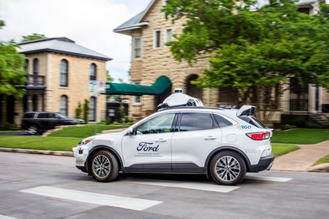 The Ford Focus outfitted with Argo autonomous vehicle technology navigates Austin, Tex., as the company rolled out a robotaxi service with Lyft, the ride-sharing service, in September. (Picture courtesy of Argo.ai.)