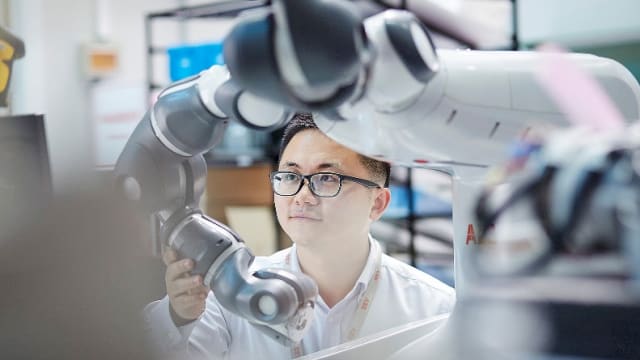 Global sales and installations of industrial robots are on the rise, breaking records across industries and countries. (Image courtesy of International Federation of Robotics.)