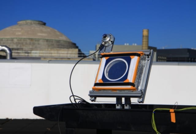 A test device installed on a rooftop at MIT proved the effectiveness of the new insulating material. When placed in sunlight, the device heated up to 220°C while the outdoor temperature was 0°C. (Image courtesy of MIT.)