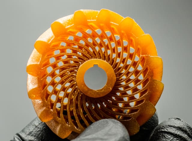 A gear designed by nTopology and printed using an experiential resin for engineering applications, 15% glass fiber by volume. (Image courtesy of Fortify.)