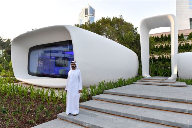 Sheikh Mohammed bin Rashid Al Maktoum inaugurates the world’s first 3D-printed office building. (Image courtesy of the Government of Dubai Media Office.)