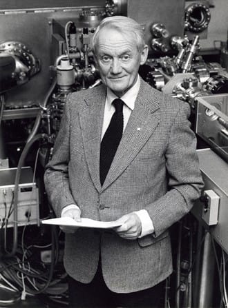 Professor Kai Siegbahn received the Nobel Prize in Physics in 1981.