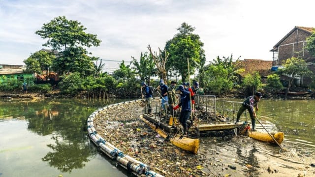 Plastic Fischer working to reduce plastic waste in rivers, so it does not pollute our oceans. (Image: Plastic Fischer GmbH).