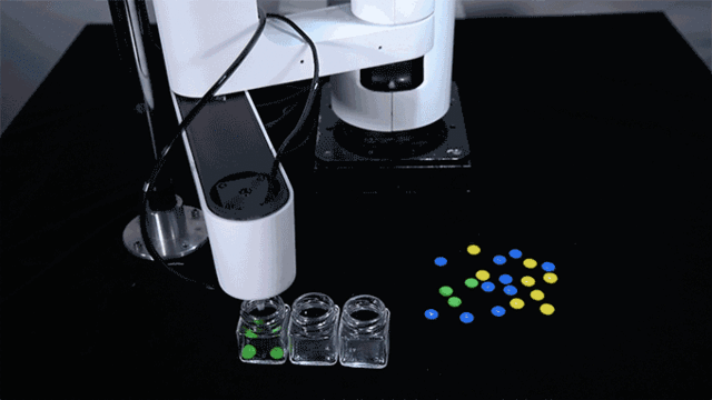 The Dobot M1 demonstrates pick-and-place precision. (Image courtesy of Shenzhen Yuejiang Technology Co.)