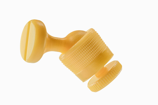 This 3D-printed ball joint demonstrates the durability of Formlabs’ Durable Resin. (Image courtesy of Formlabs.)