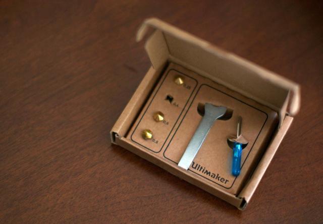 This small kit can be used to swap out nozzles for different resolution sizes and speeds and is included with the Ultimaker 2+, but not the Ultimaker 2 Go