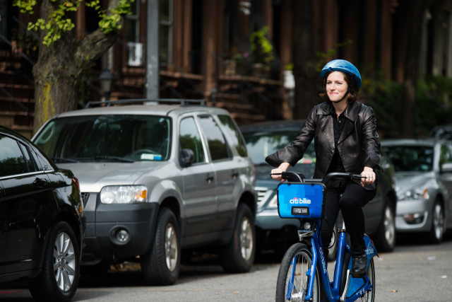 The EcoHelmet fills a gap in the bike share ecosystem. (Image courtesy of the Dyson Foundation.)