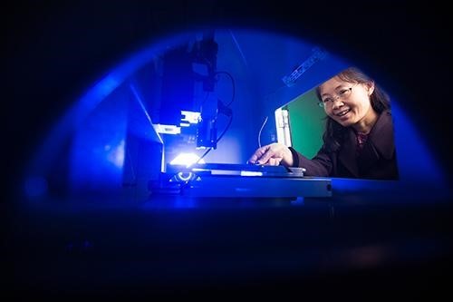 Professor Min Zou of the University of Arkansas working in her Nano Mechanics and Tribology Lab. (Image courtesy of University of Arkansas.)