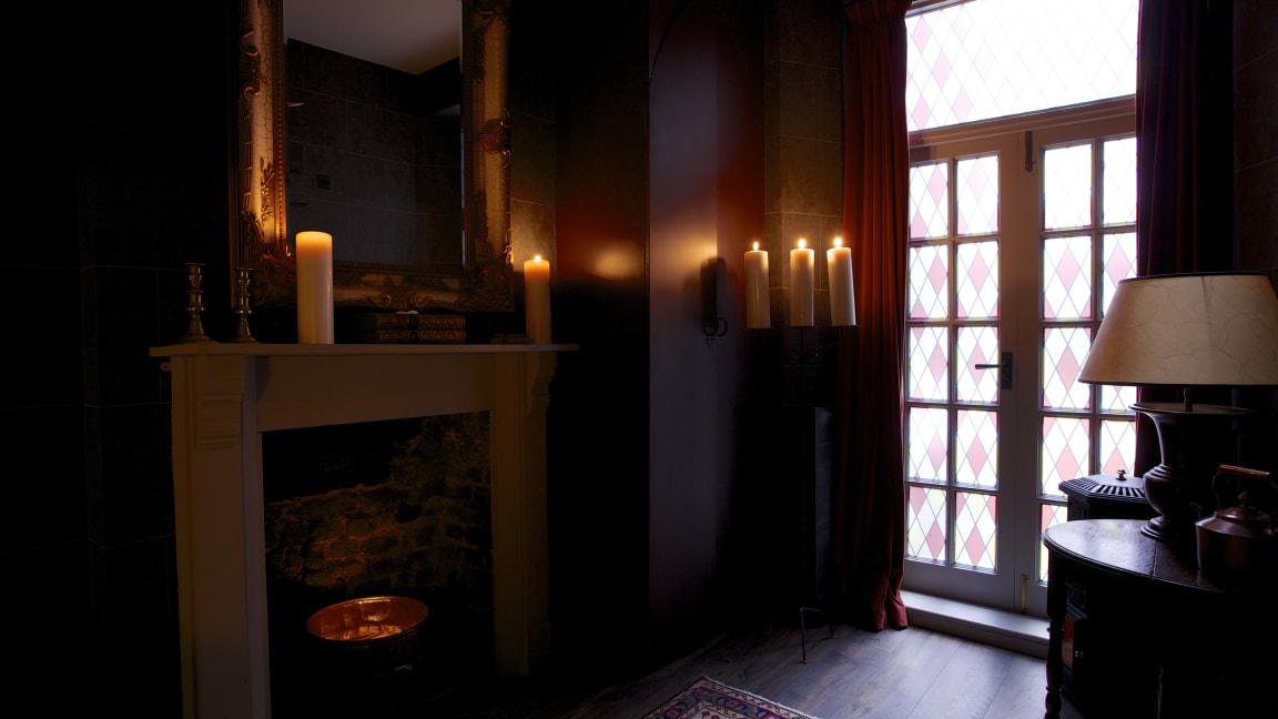 1 Night B&B in our magical Wizard Chambers for 4 image