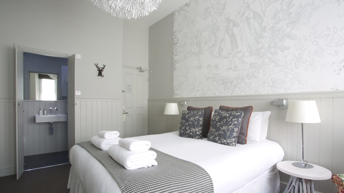 Overnight stay for 2 in a Comfy Double image