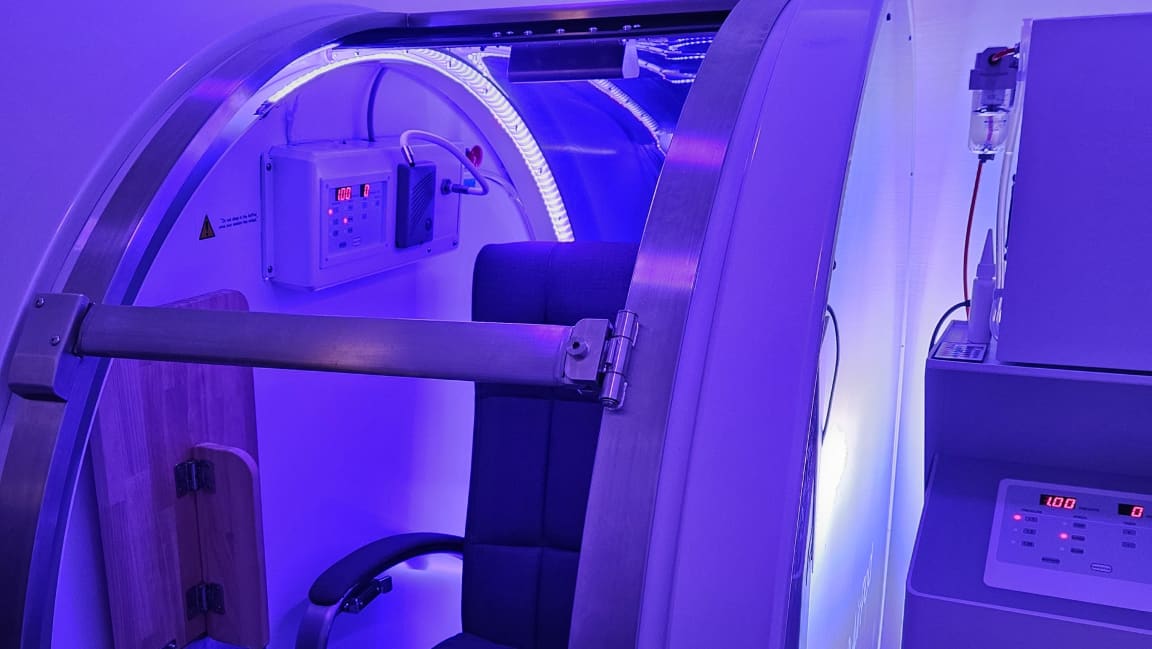 Hyperbaric Oxygen Therapy Full Session . 3 Pack image