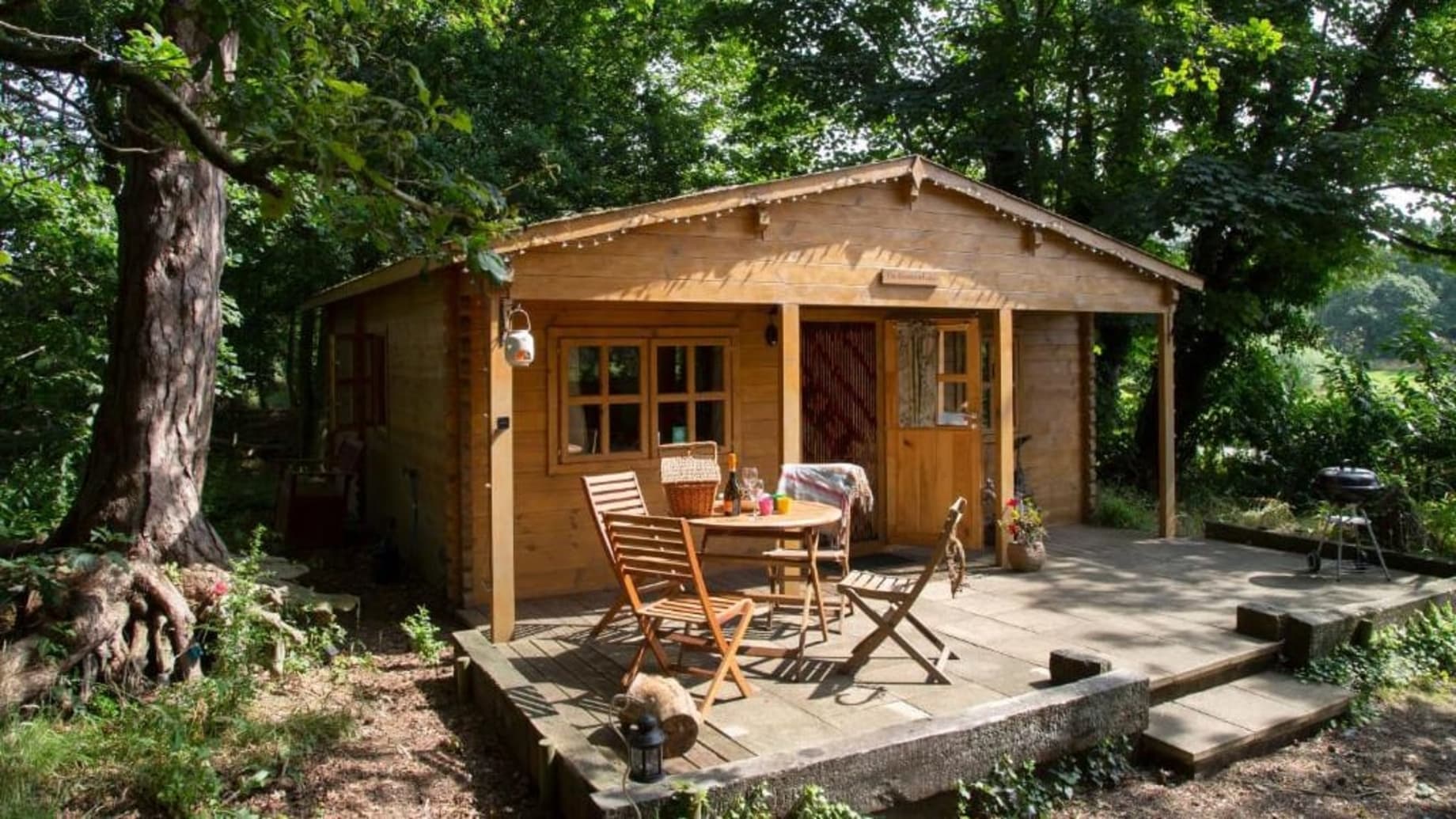 Stay in Woodland Lodgeimage