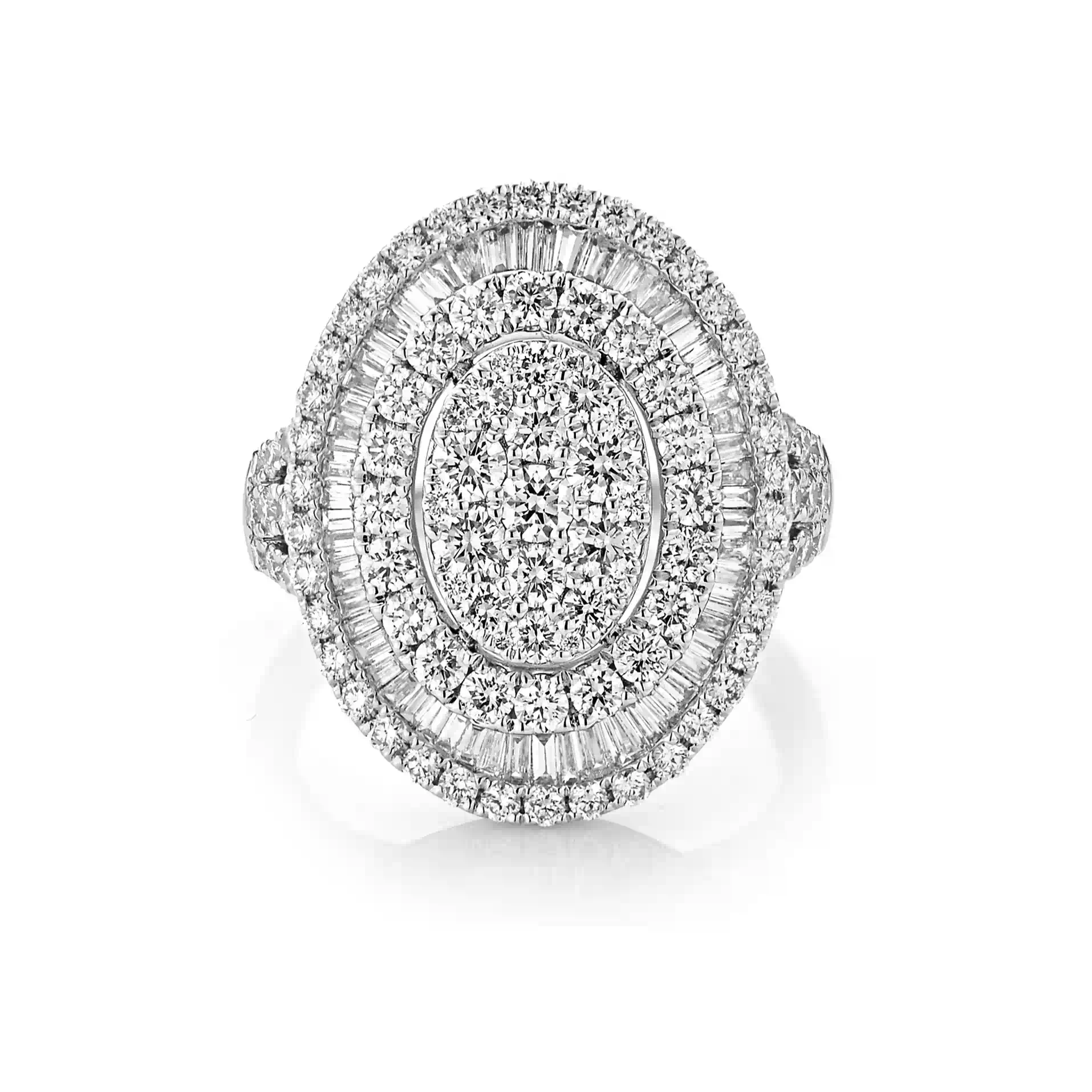 Diamond Ring in White Gold